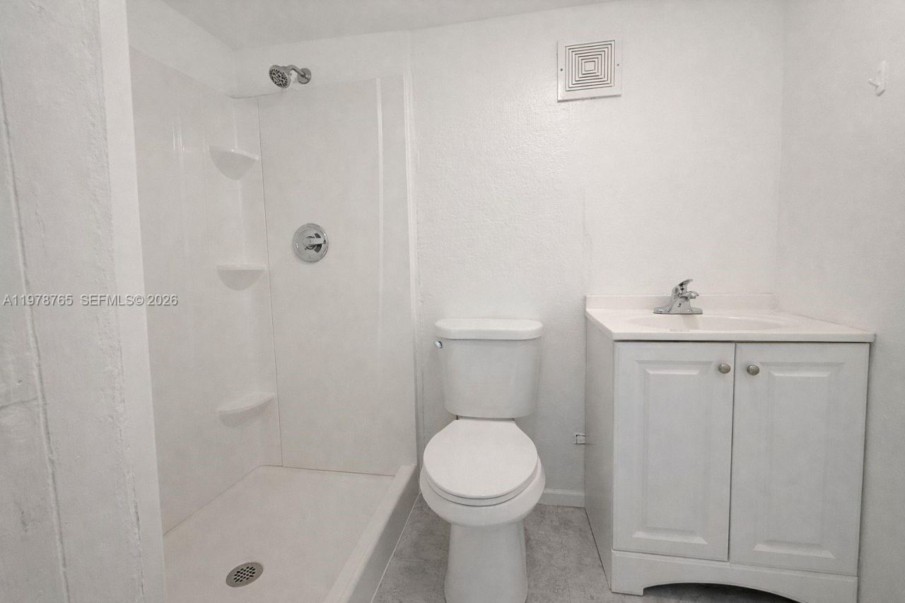 2227 SW 2nd Ter , Unit 2227, Miami, FL 33135 Photo