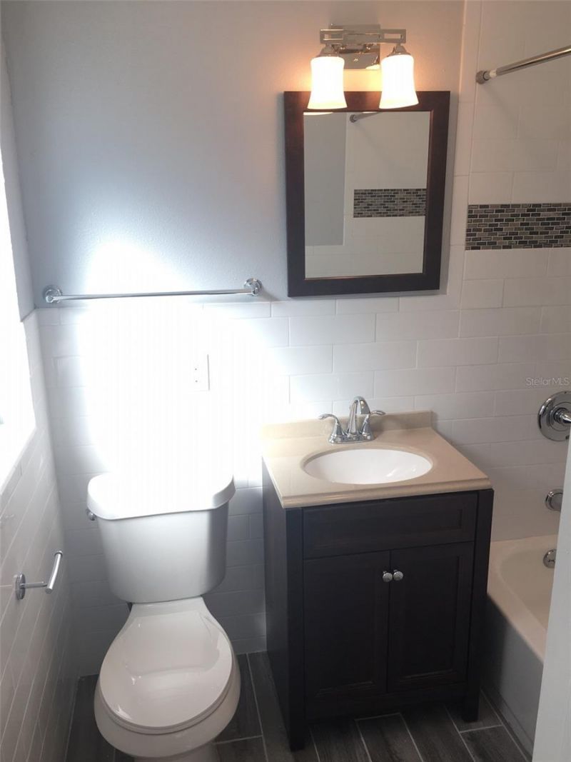 214 12th Avenue N, Unit B, Saint Petersburg, FL 33701 Photo