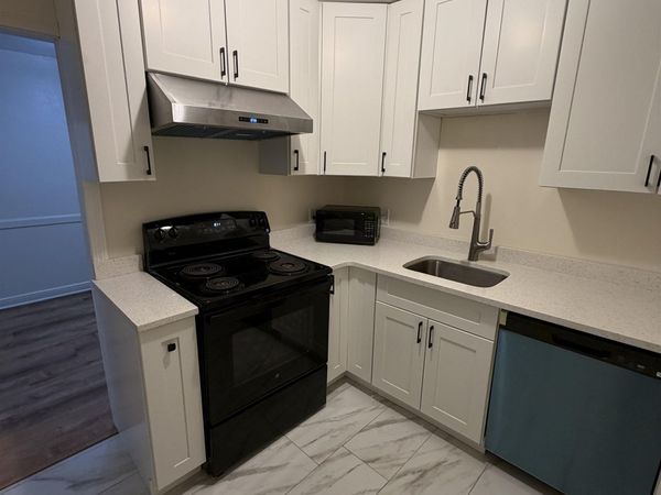 4 Brook Road, Unit 5, Salem, NH 03079