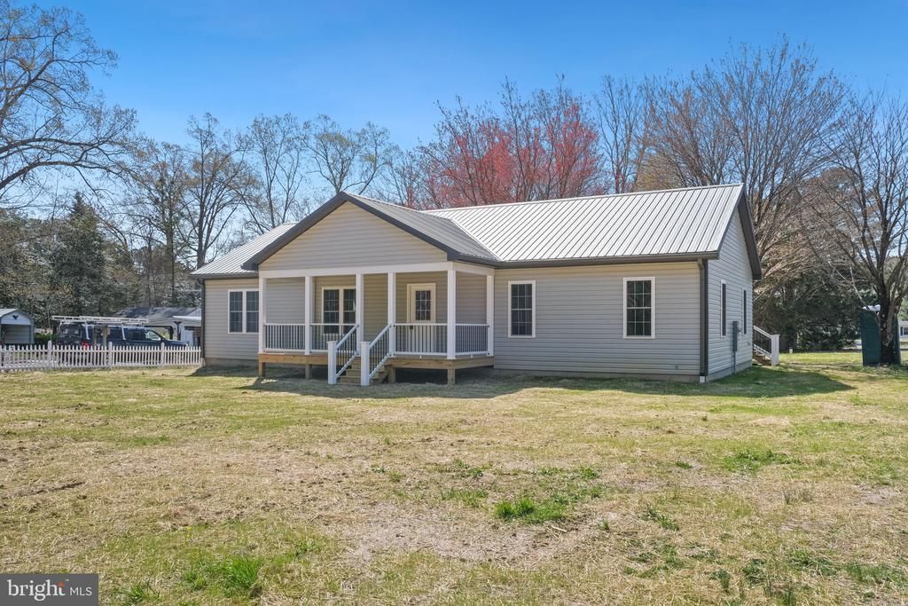 646 SANDY POINT ROAD, HEATHSVILLE, VA 22473