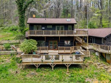 902 HARRIS HOLLOW ROAD, WASHINGTON, VA 22747