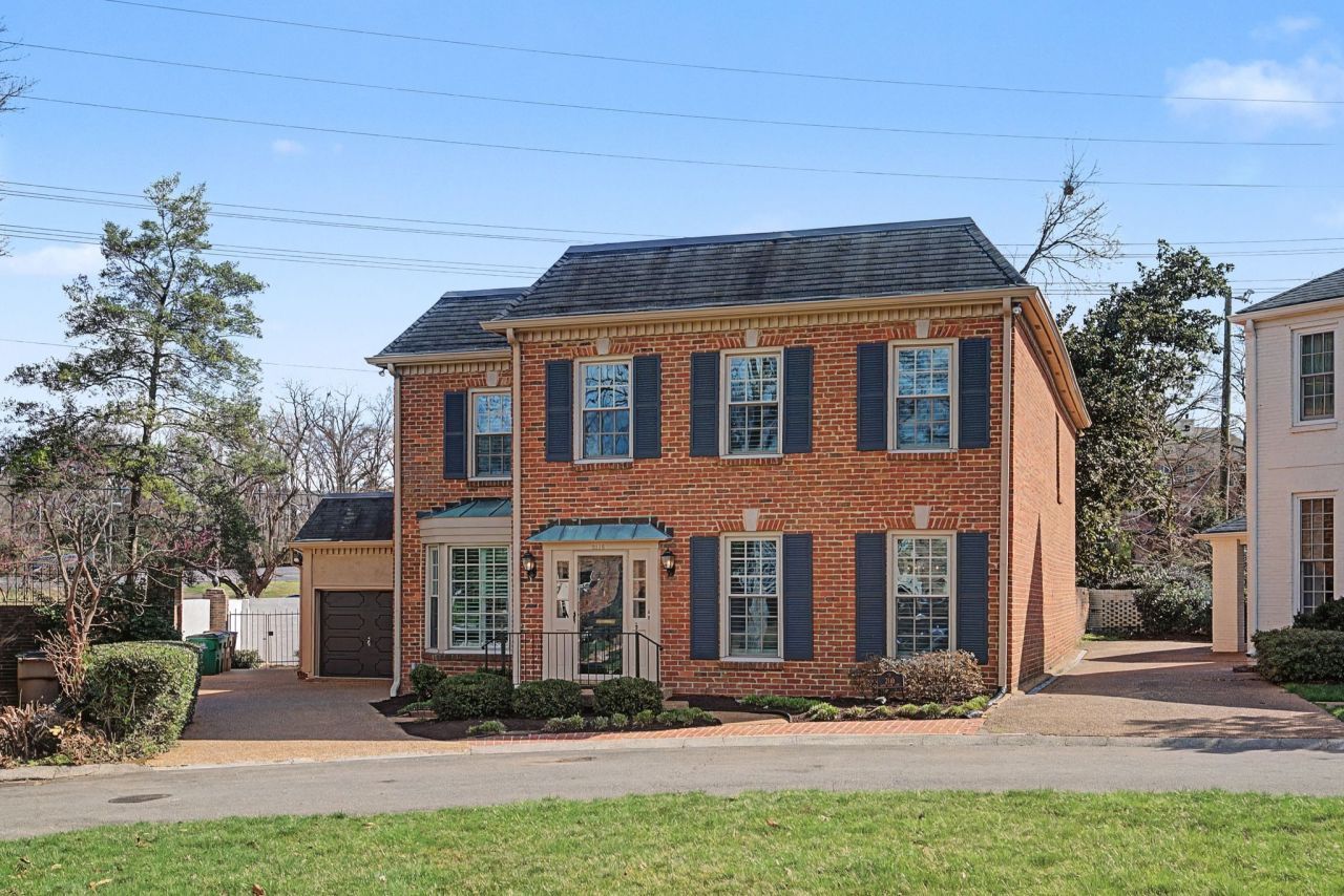 2116 Golf Club Ln Nashville, TN 37215