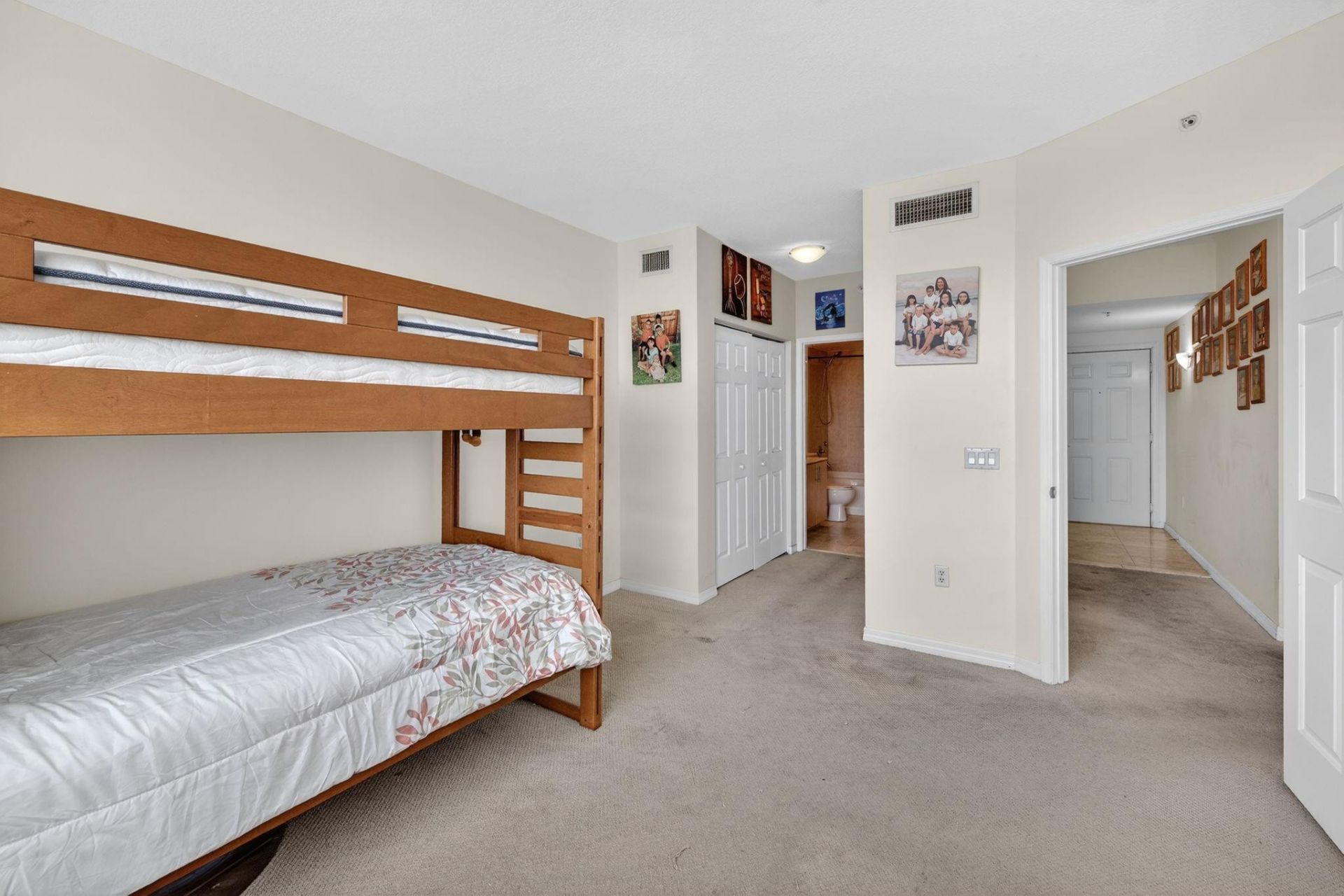 2421 NE 65th St, Unit 415, Fort Lauderdale, FL 33308 Photo