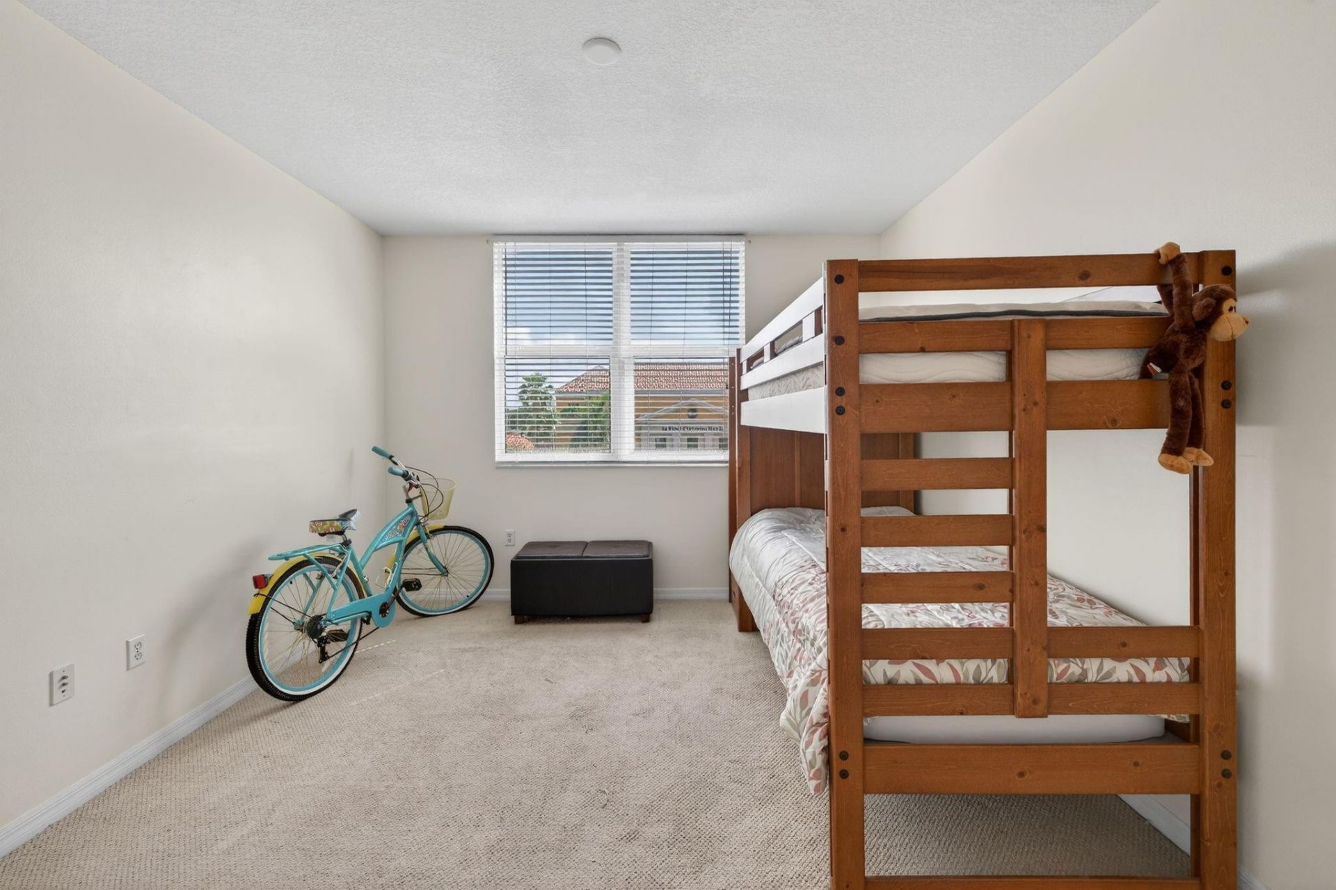 2421 NE 65th Street, Unit 415, Fort Lauderdale, FL 33308 Photo