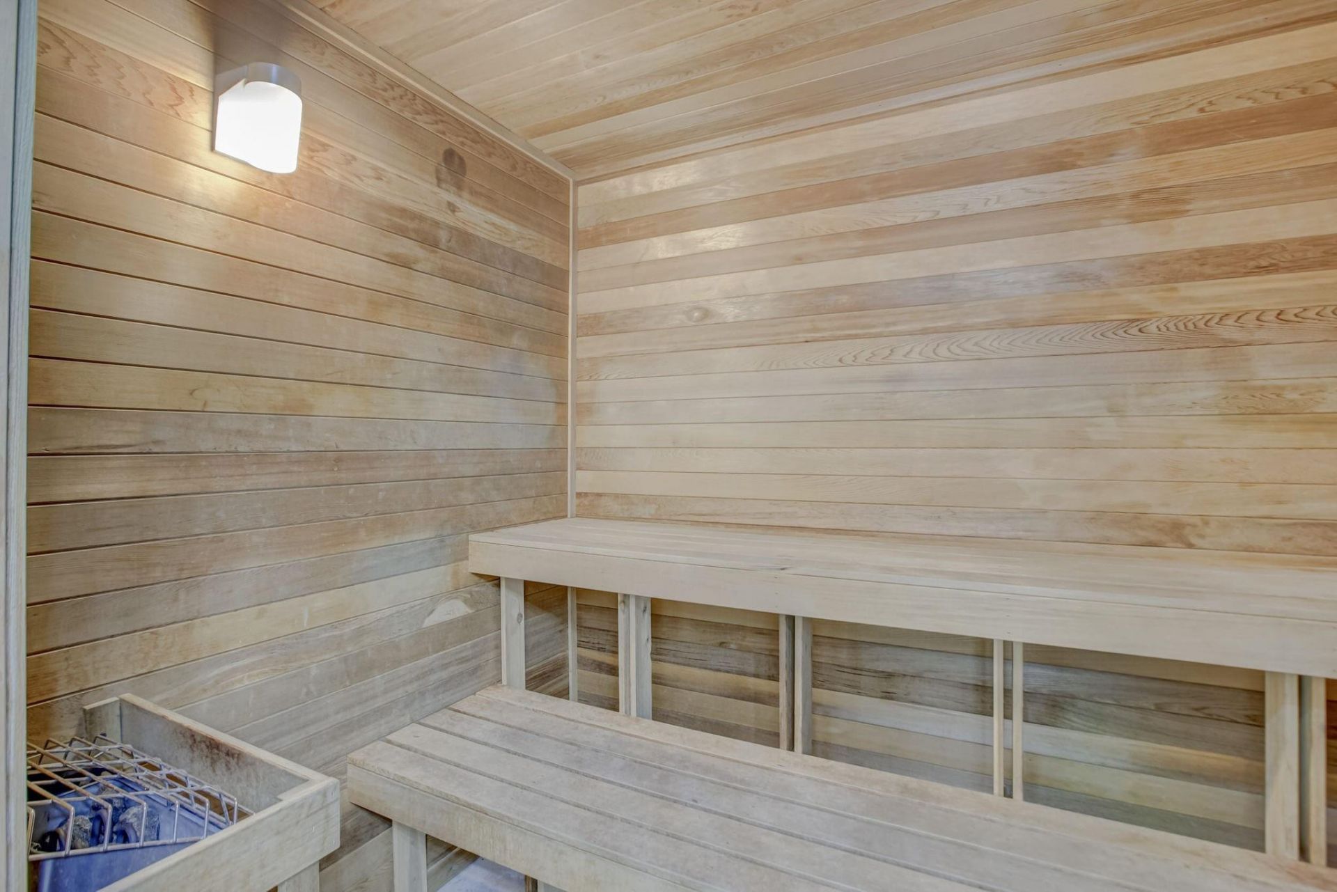 2421 NE 65th Street, Unit 415, Fort Lauderdale, FL 33308 Photo