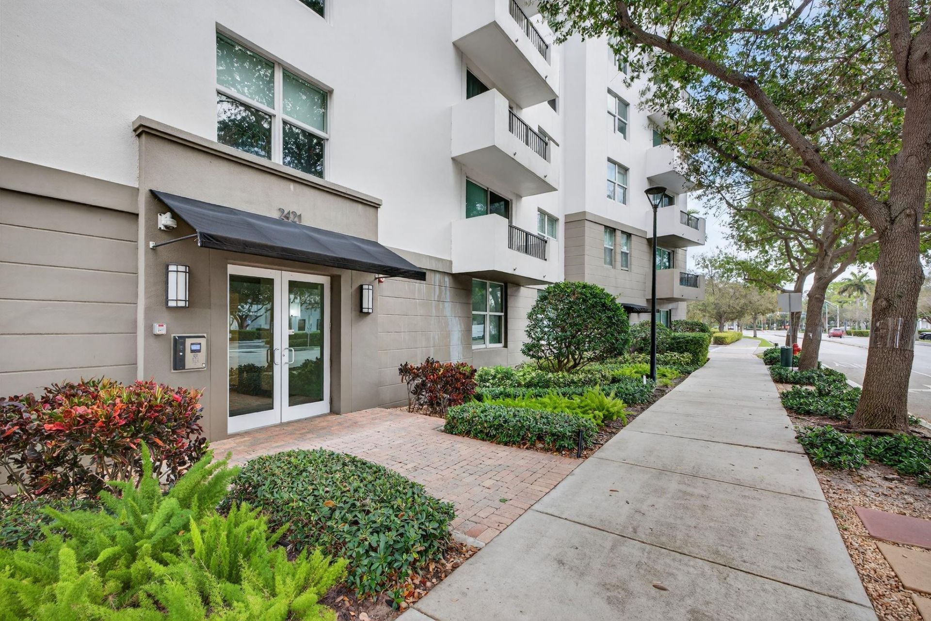 2421 NE 65th Street, Unit 415, Fort Lauderdale, FL 33308 Photo