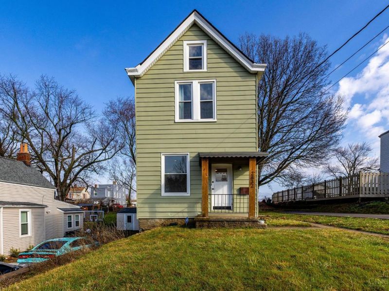2832 Claypole Avenue, Cincinnati, OH 45204 Photo 2