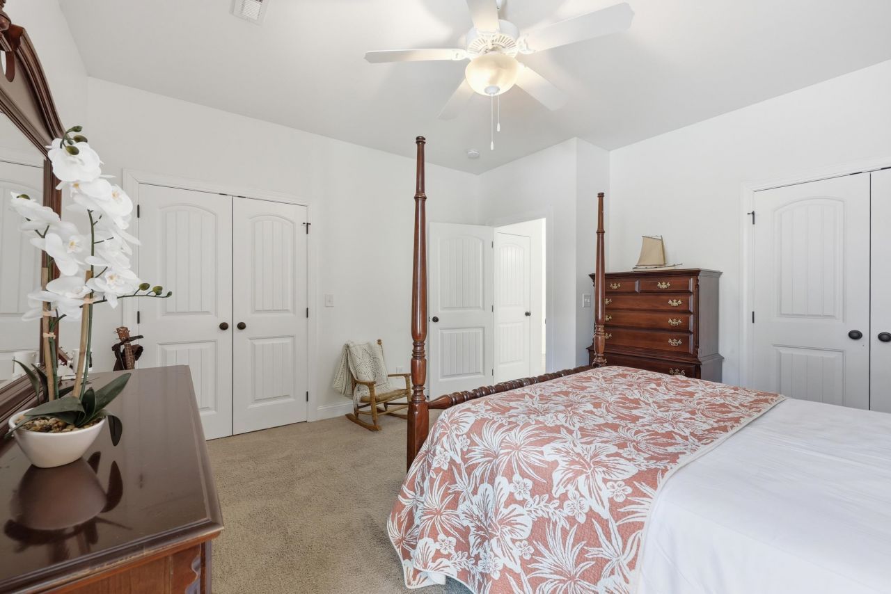 15 Flaggpoint Ln. Photo 19