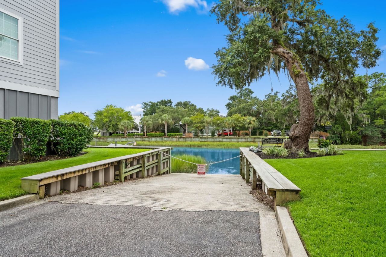 15 Flaggpoint Ln. Photo 41