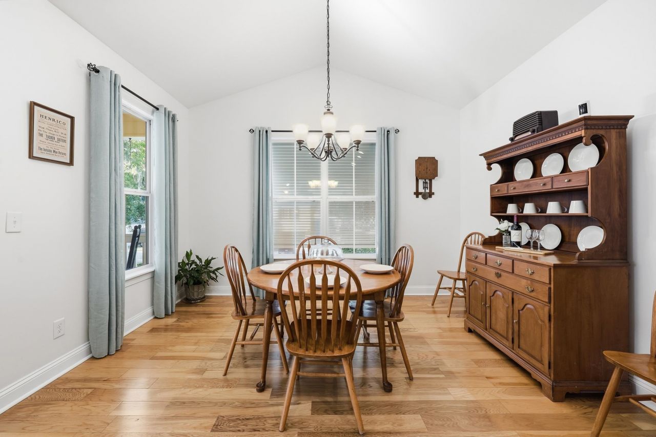 15 Flaggpoint Ln. Photo 8