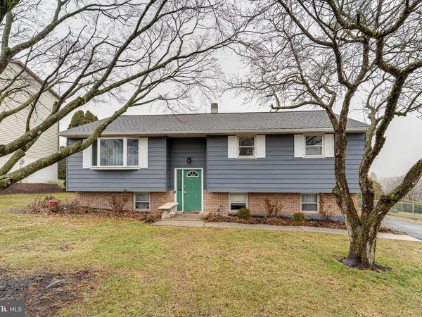 906 BERKS STREET, BIRDSBORO, PA 19508