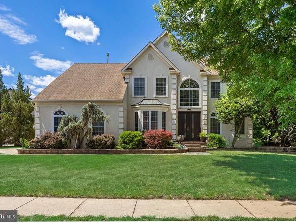 2 ROTHBURY DRIVE, LUMBERTON, NJ 08048