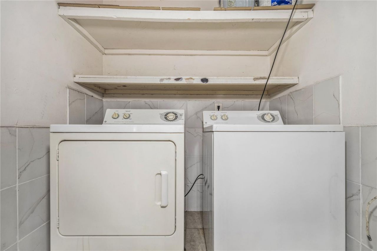 14414 Reuter Strasse Circle, Unit 212, Tampa, FL 33613 Photo