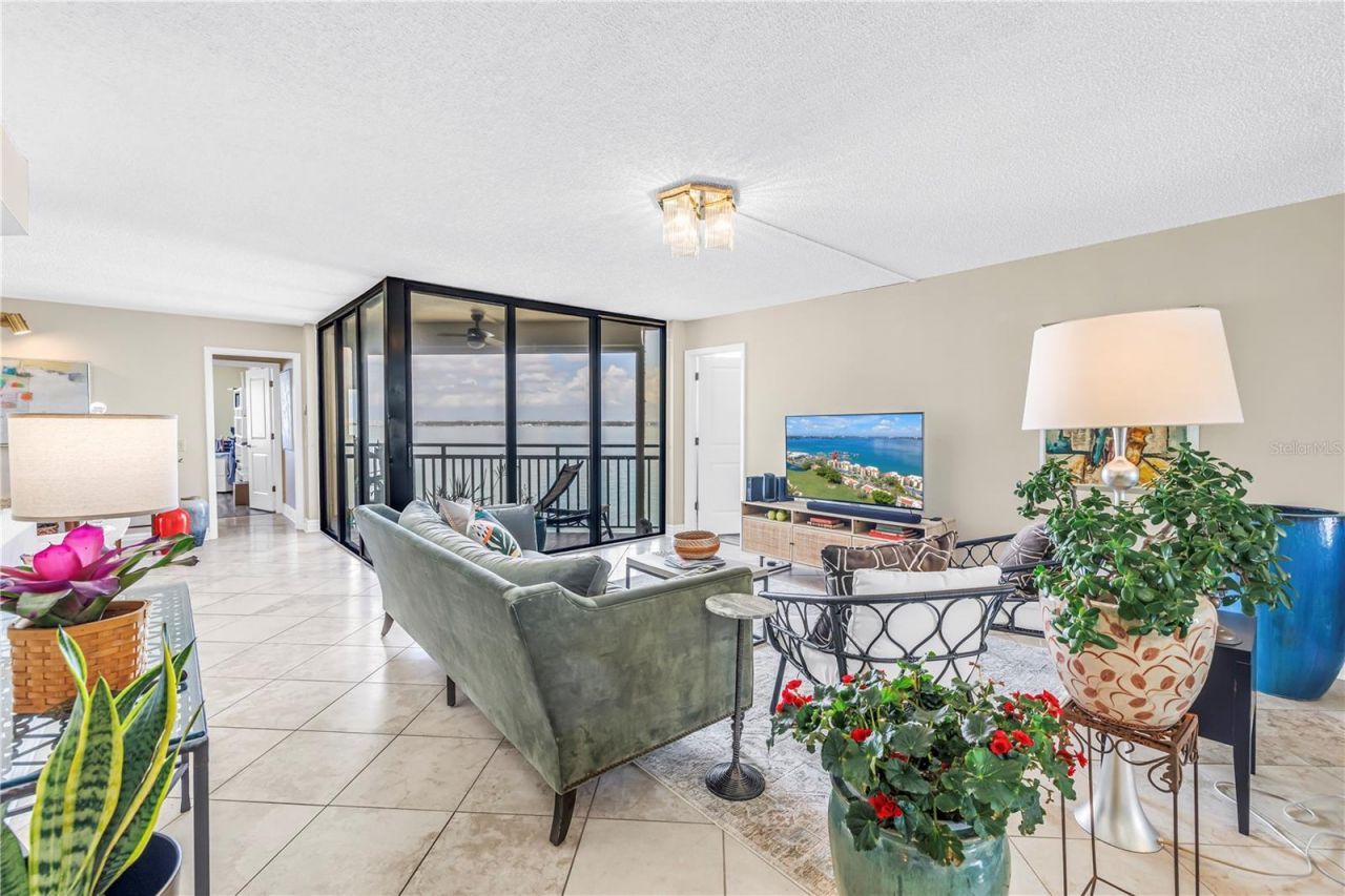 5825 Puerta Del Sol Boulevard S, Unit 464, Saint Petersburg, FL 33715 Photo