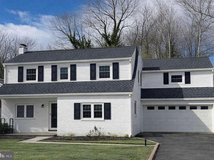 405 Hillcrest Road, York, PA 17403 Main Photo