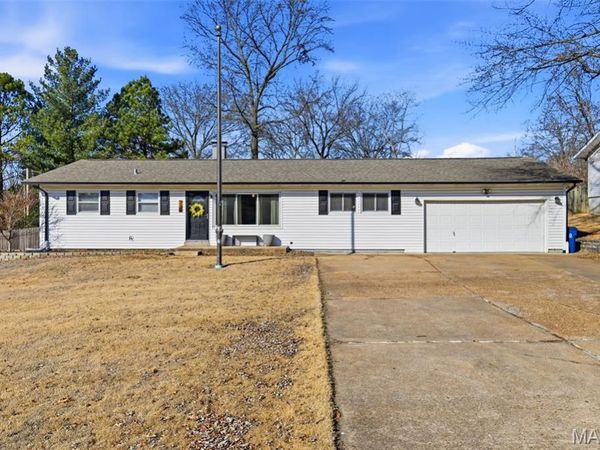 239 E Skyline Drive, Unincorporated, MO 63011