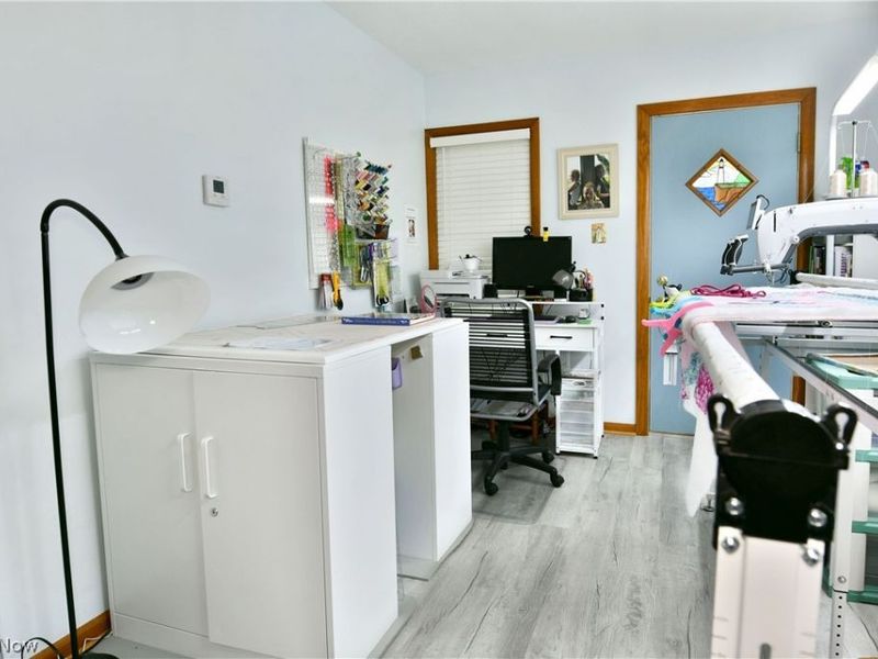 728 Potic Drive, Leavittsburg, OH 44430 Photo 24