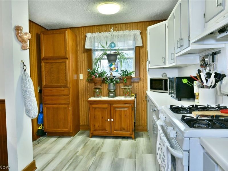 728 Potic Drive, Leavittsburg, OH 44430 Photo 32