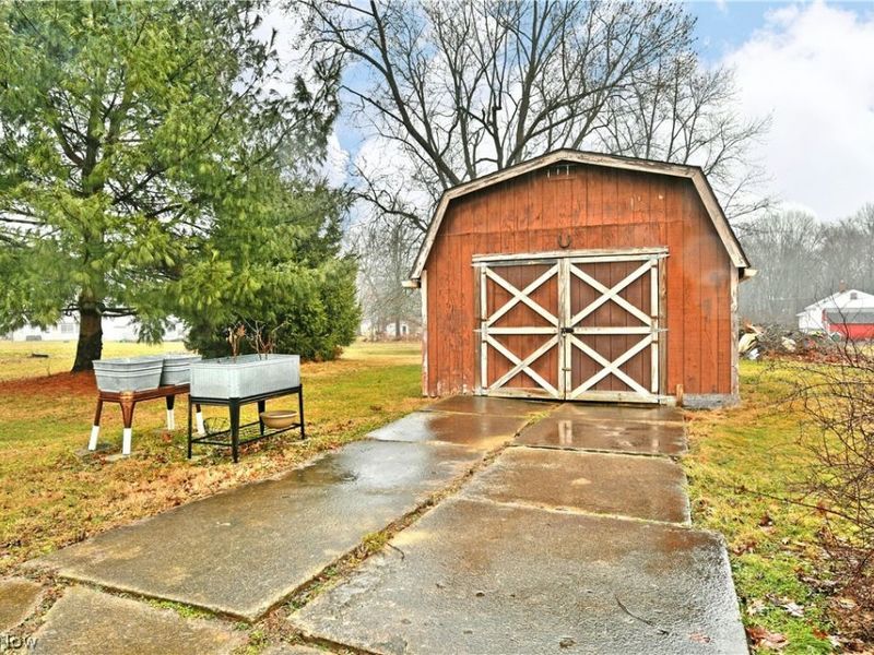 728 Potic Drive, Leavittsburg, OH 44430 Photo 50