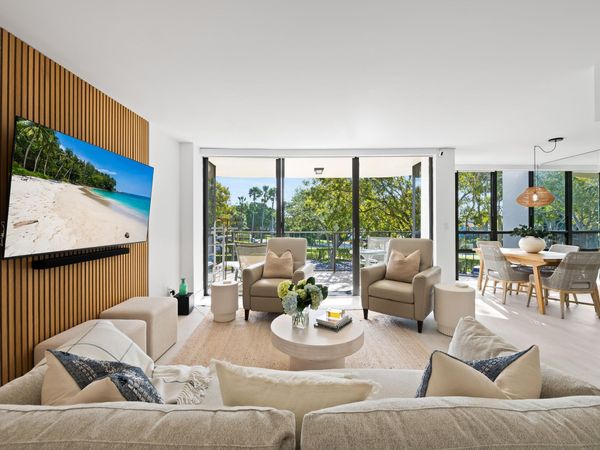 799 Jeffery Street, Unit 303, Boca Raton, FL 33487