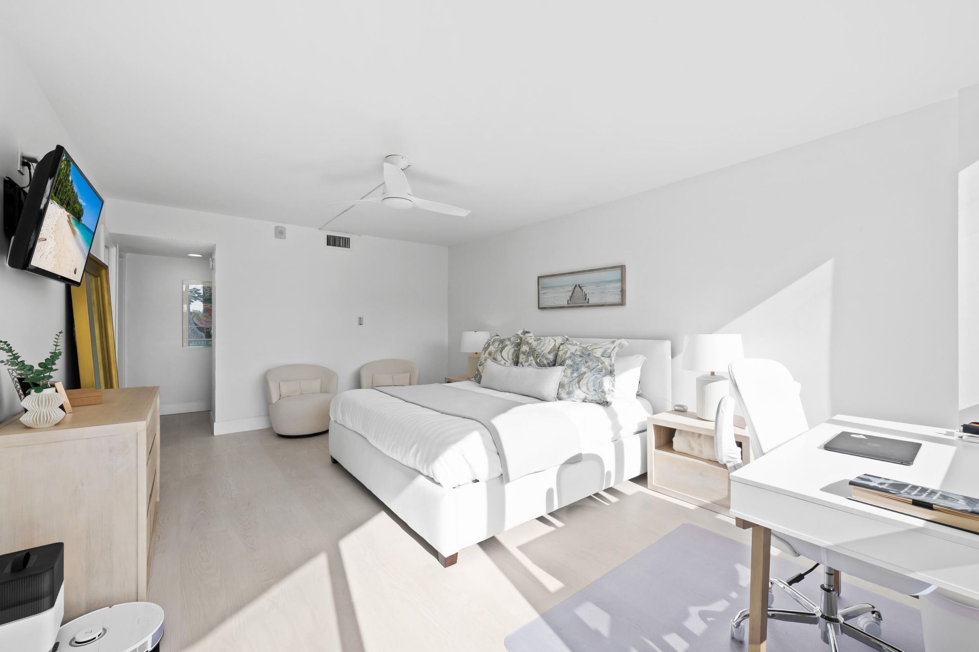 799 Jeffery Street, Unit 303, Boca Raton, FL 33487 Photo