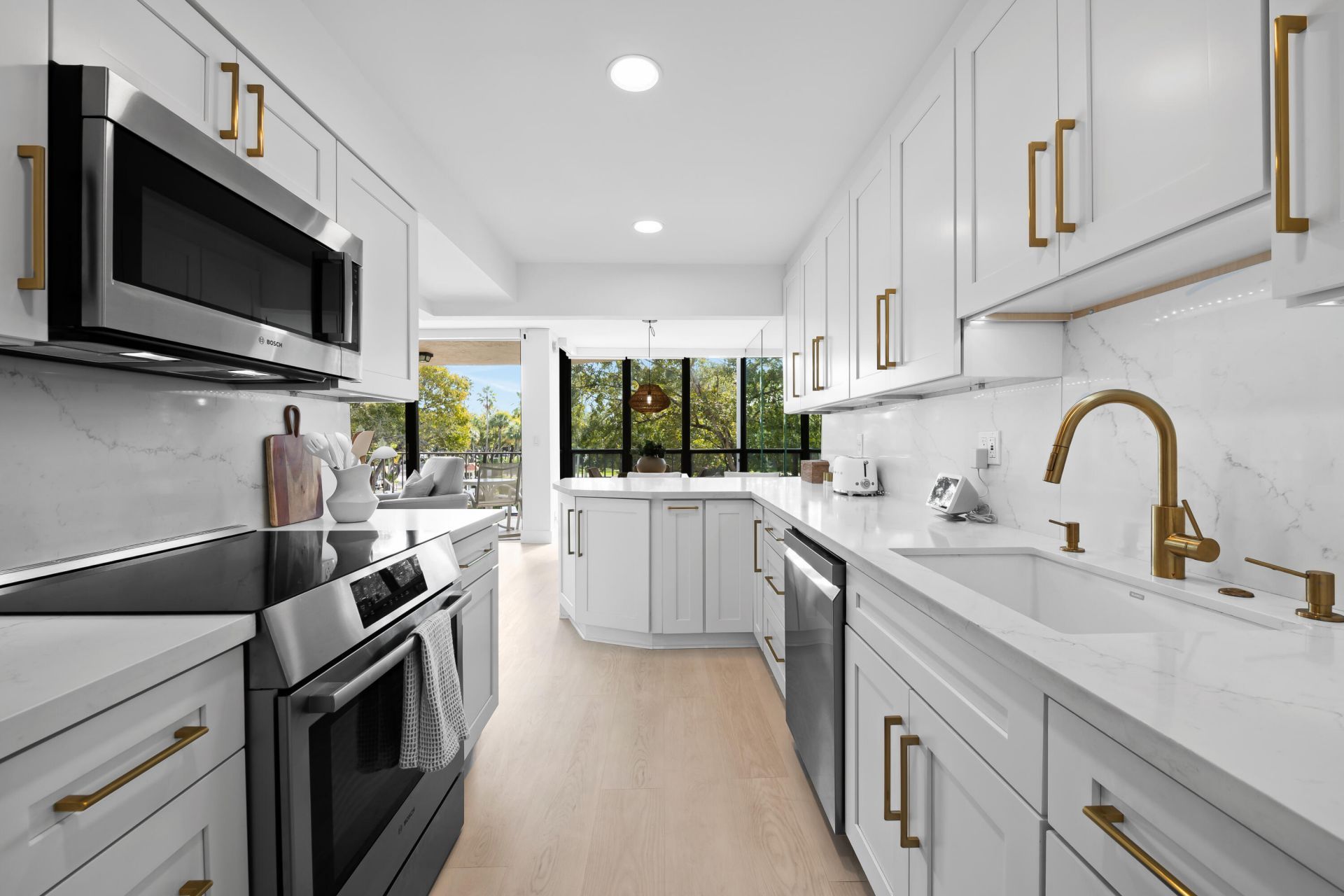 799 Jeffery Street, Unit 303, Boca Raton, FL 33487 Photo