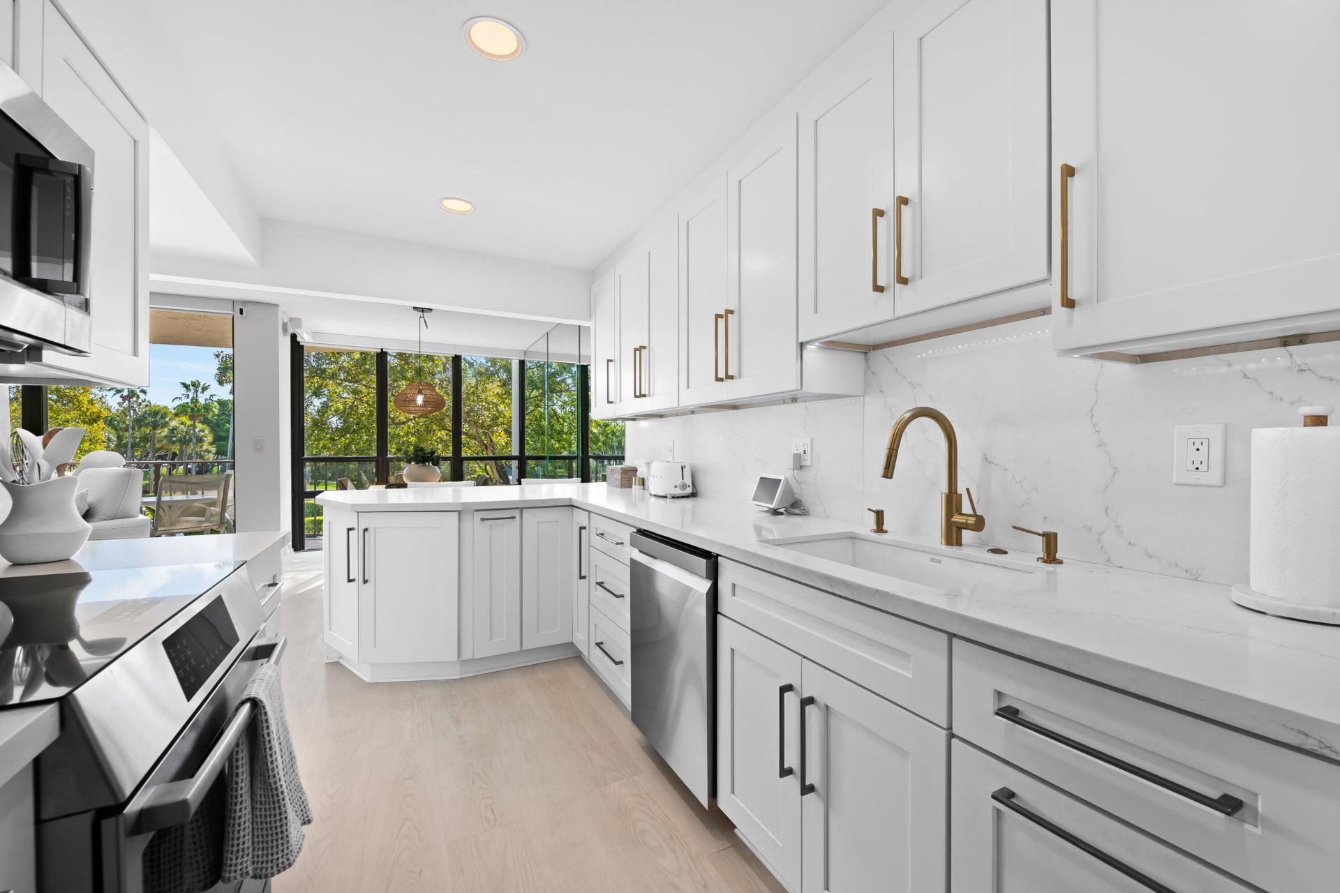 799 Jeffery Street, Unit 303, Boca Raton, FL 33487 Photo