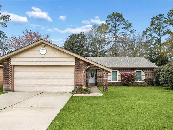 317 SOMERSET Drive , Slidell, LA 70461