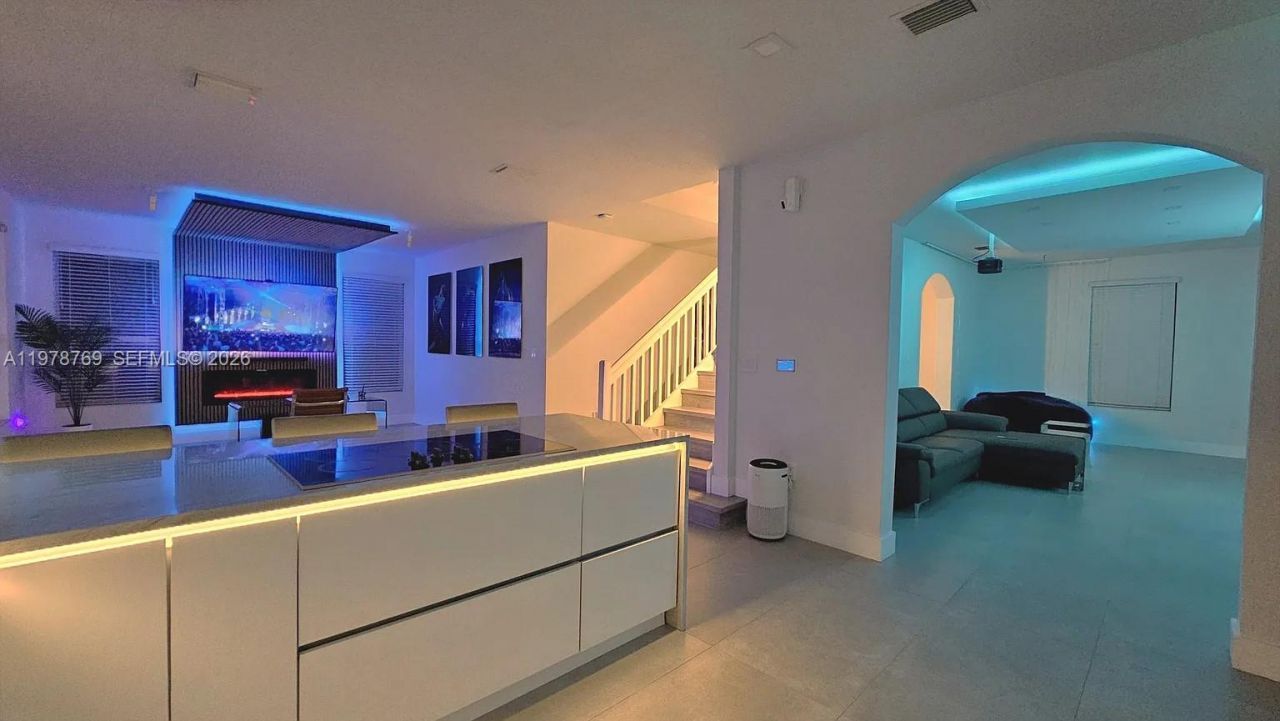 17070 SW 91st St, Miami, FL 33196 Photo