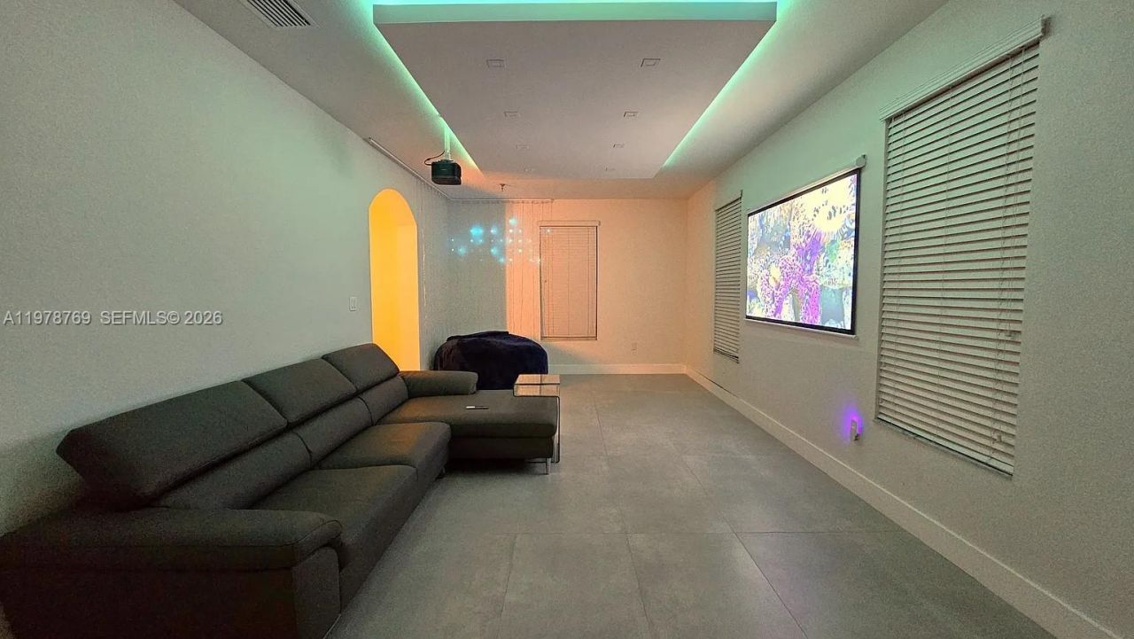 17070 SW 91st St, Miami, FL 33196 Photo