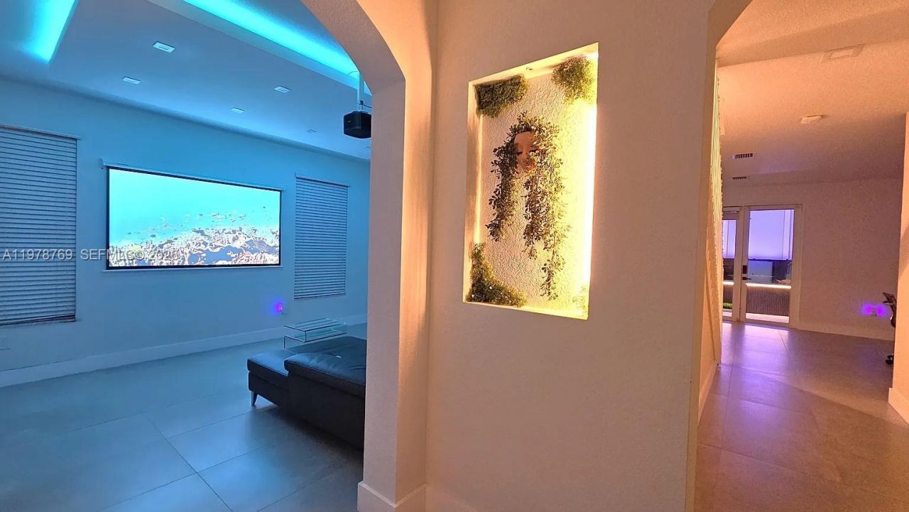 17070 SW 91st St, Miami, FL 33196 Photo