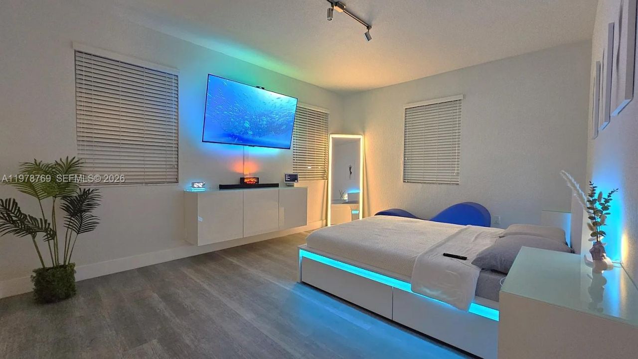 17070 SW 91st St, Miami, FL 33196 Photo