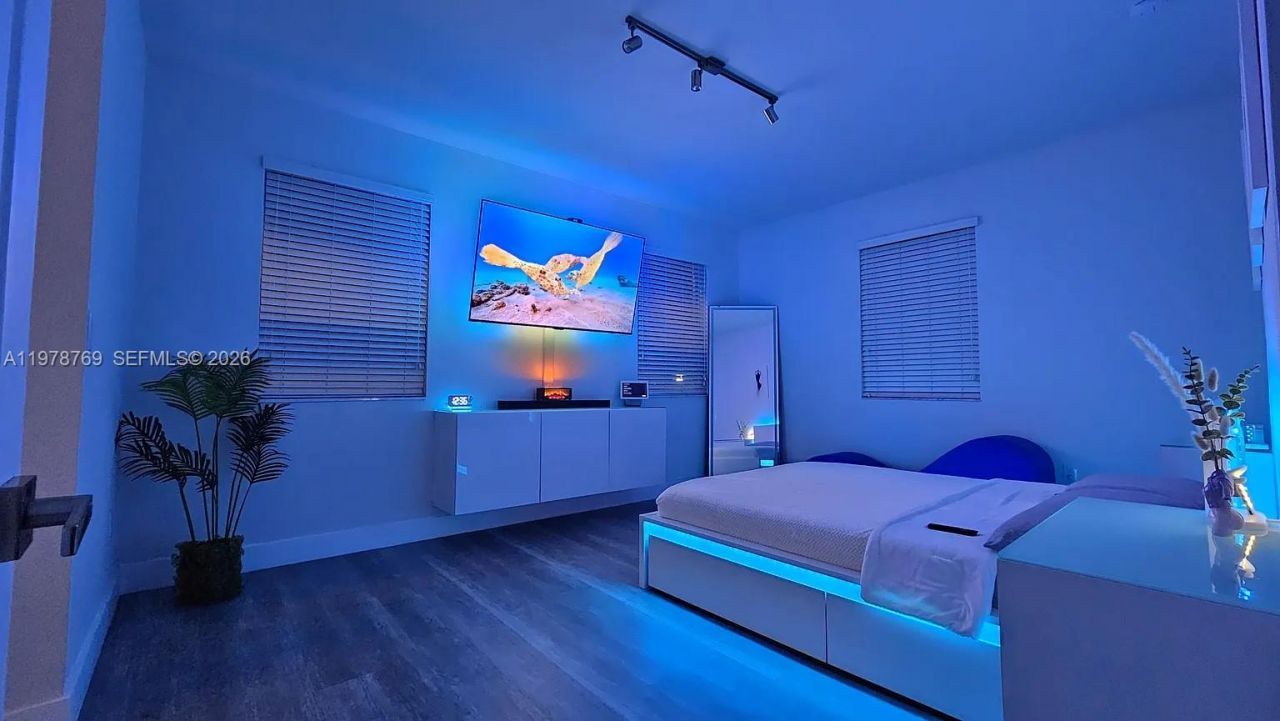 17070 SW 91st St, Miami, FL 33196 Photo