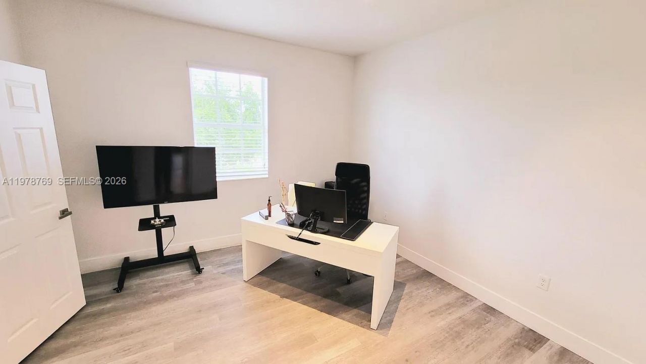 17070 SW 91st St, Miami, FL 33196 Photo