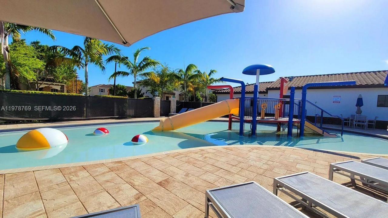 17070 SW 91st St, Miami, FL 33196 Photo