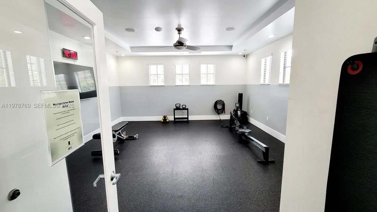 17070 SW 91st St, Miami, FL 33196 Photo