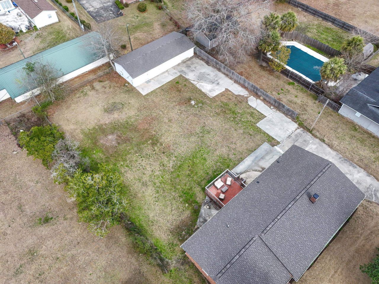 621 Highway 905 Photo 17