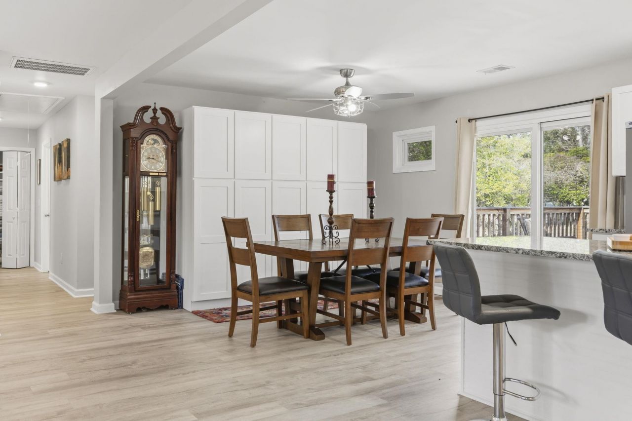 621 Highway 905 Photo 20