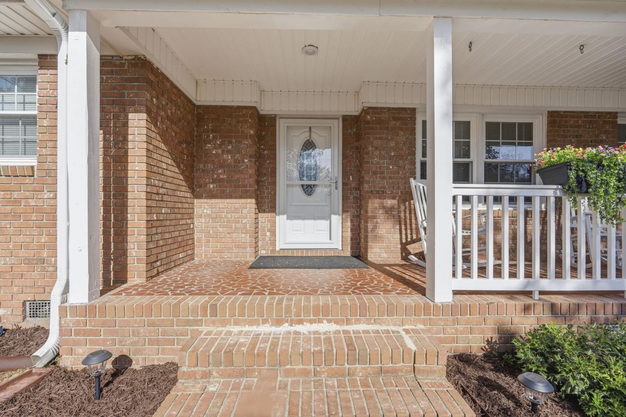 621 Highway 905 Photo 22