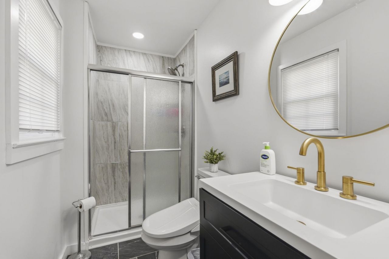 621 Highway 905 Photo 31