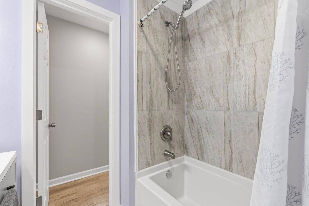 621 Highway 905 Photo 35