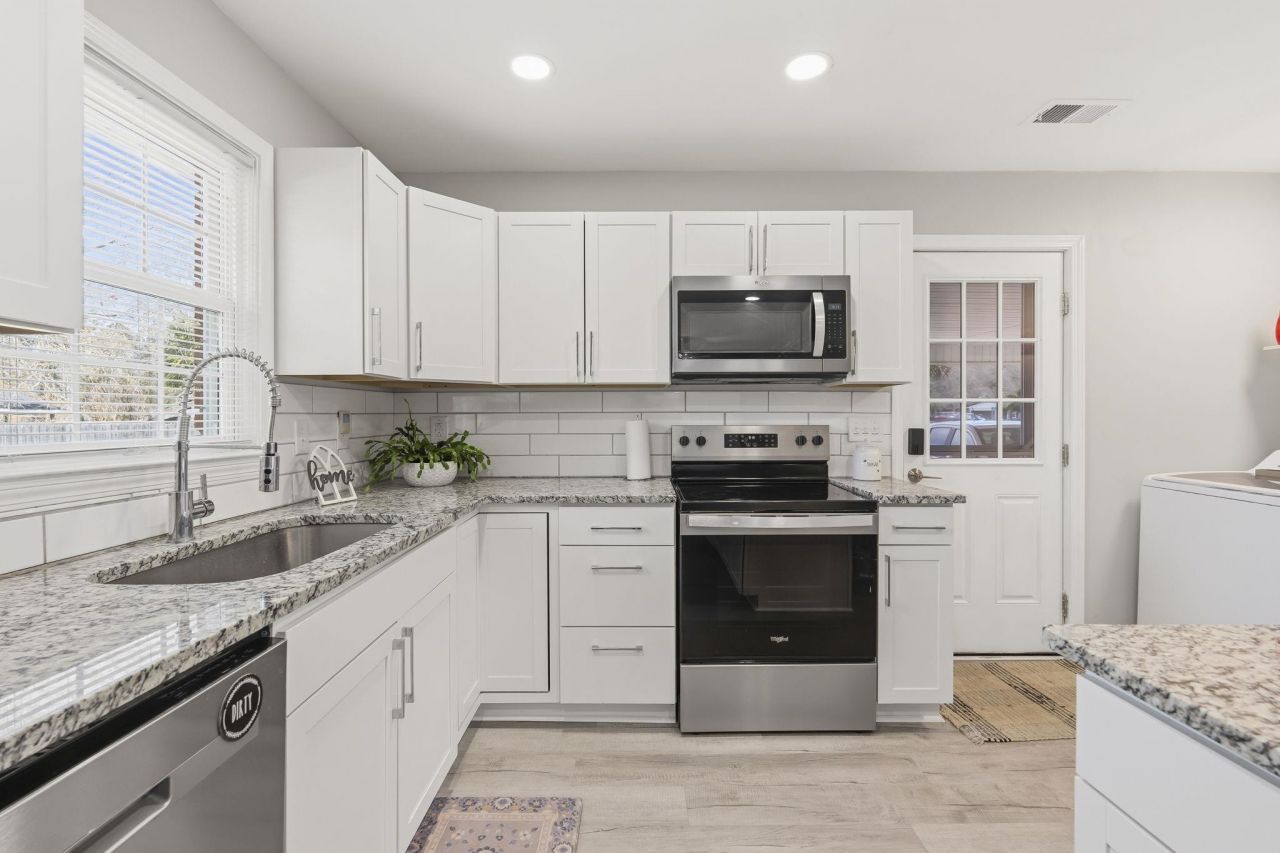 621 Highway 905 Photo 5