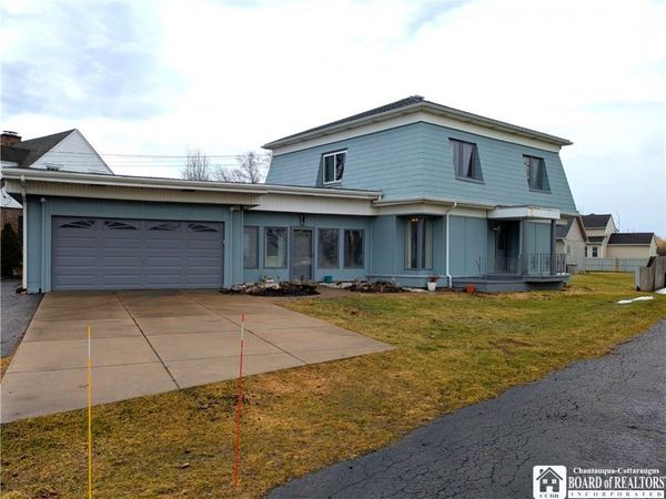 1030 E River Road, Grand Island, NY 14072