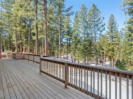 15664 Sherwood Drive, Truckee, CA 96161 Photo