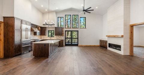 15664 Sherwood Drive, Truckee, CA 96161 Photo