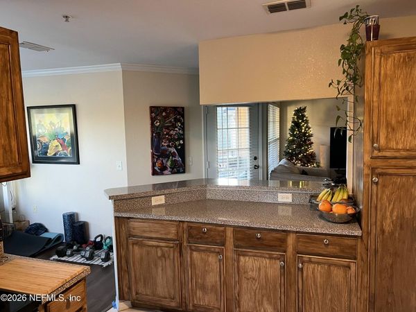 7800 POINT MEADOWS Drive, Unit 731, Jacksonville, FL 32256