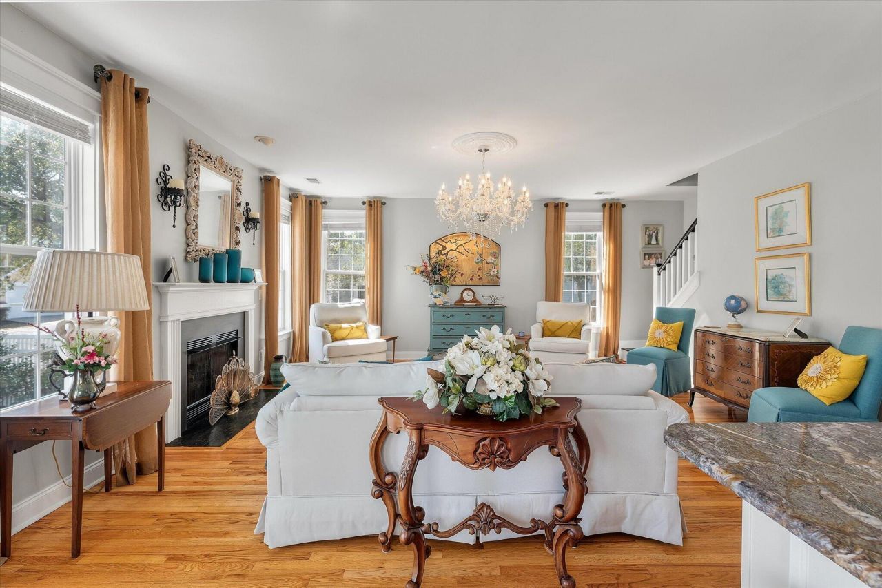 221 White Gables Drive Photo 15