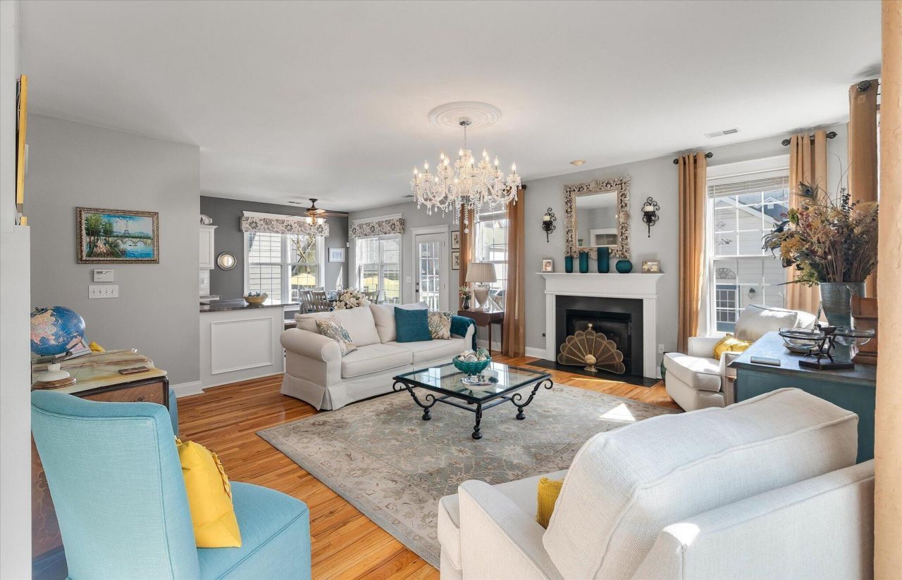 221 White Gables Drive Photo 17