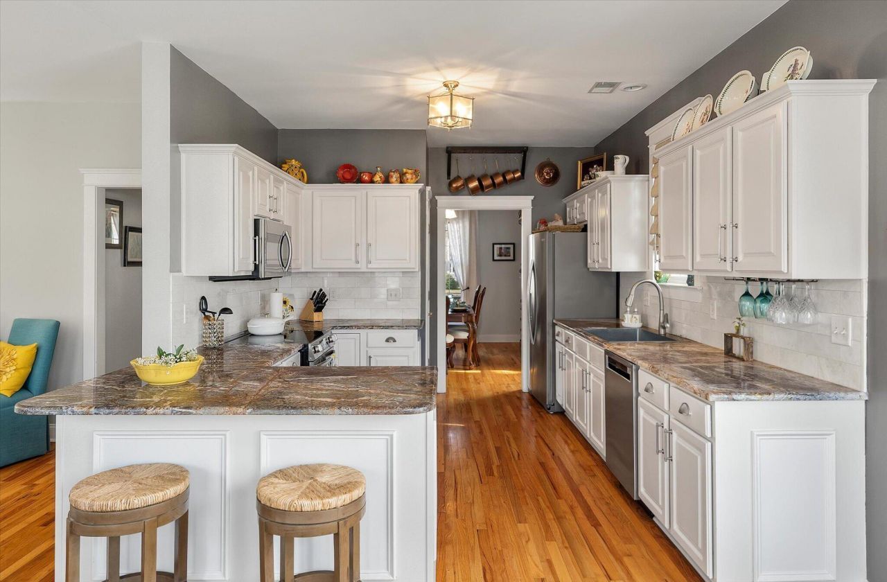 221 White Gables Drive Photo 22