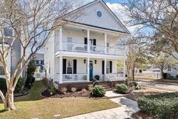 221 White Gables Drive photo 4